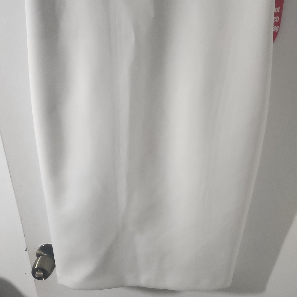 Calvin Klein Embellished Neckline Gold Silver White Sleeveless Dress NEW - Picture 5 of 13